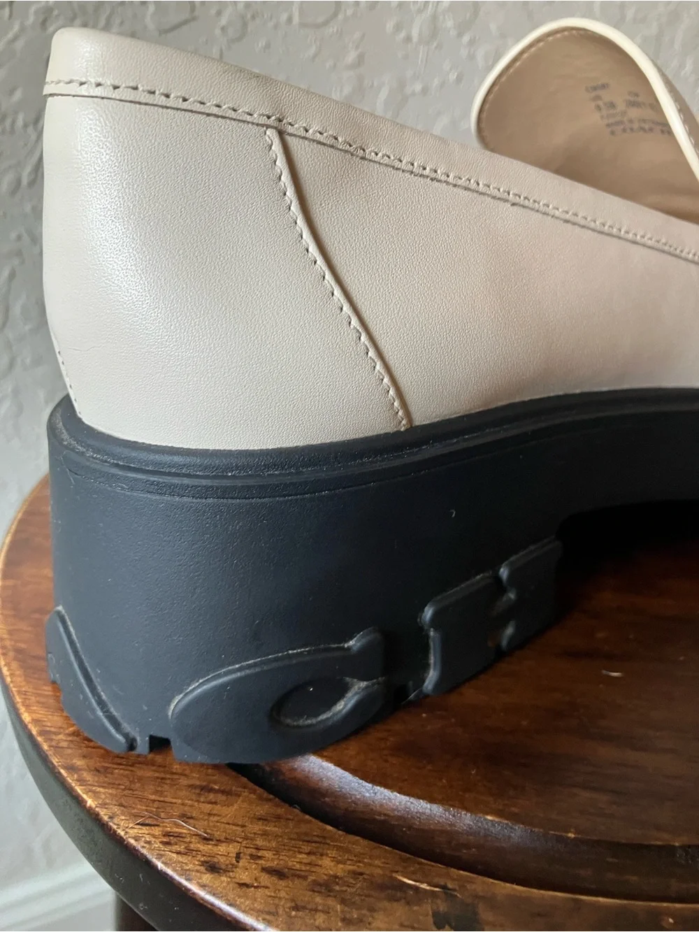 COACH: Cream Ruthie (CM587) platform Leather Lug-Sole Loafers- 9.5